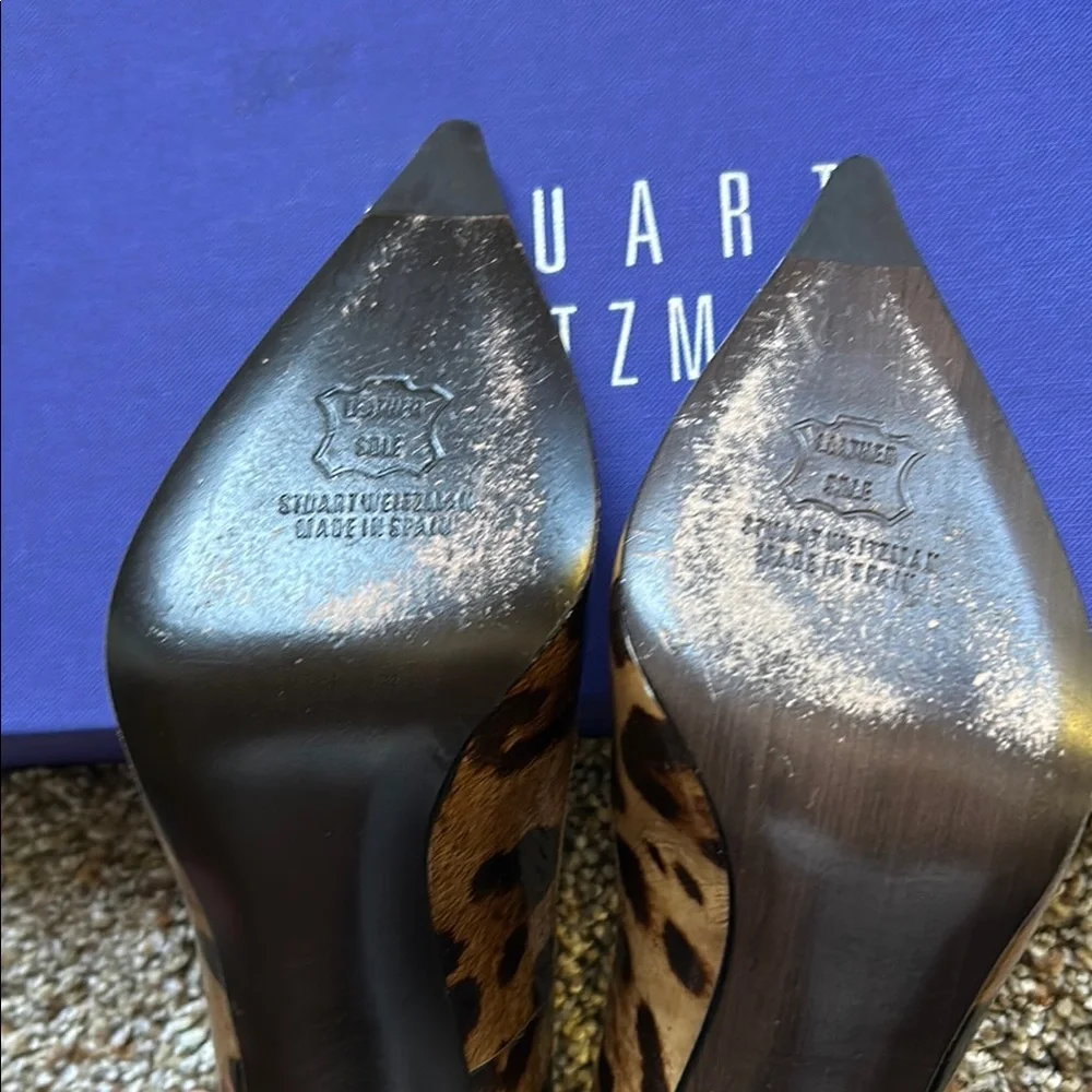 Stuart Weitzman Brown and Black Heels with Leopard Print - Picture 5 of 8
